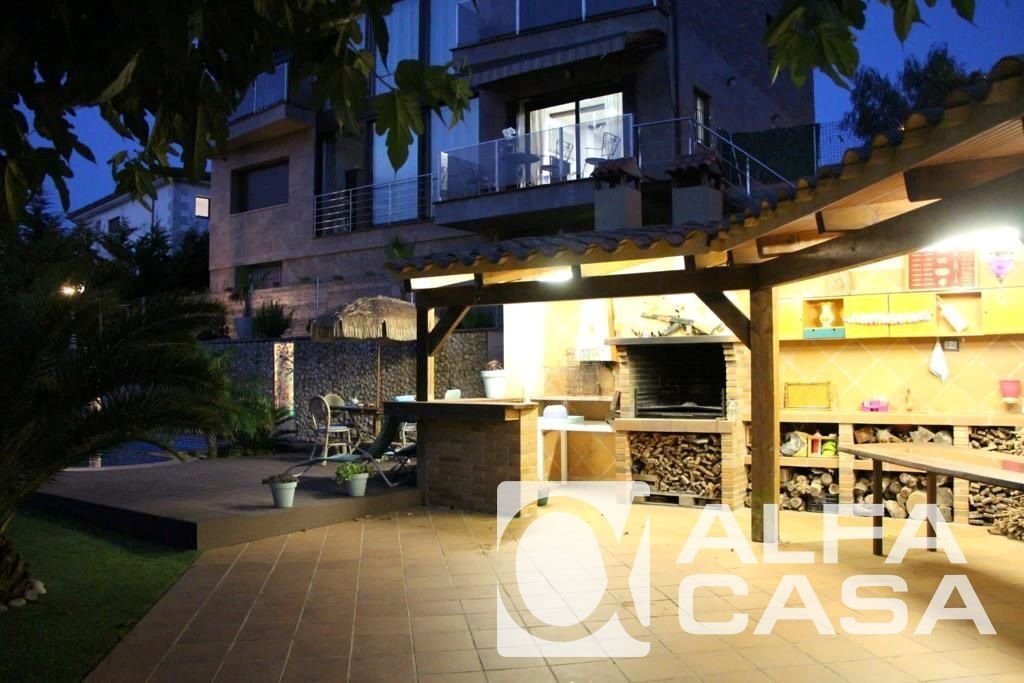 Villa in Lloret de Mar, Catalonia, Spain 4 - 18351425