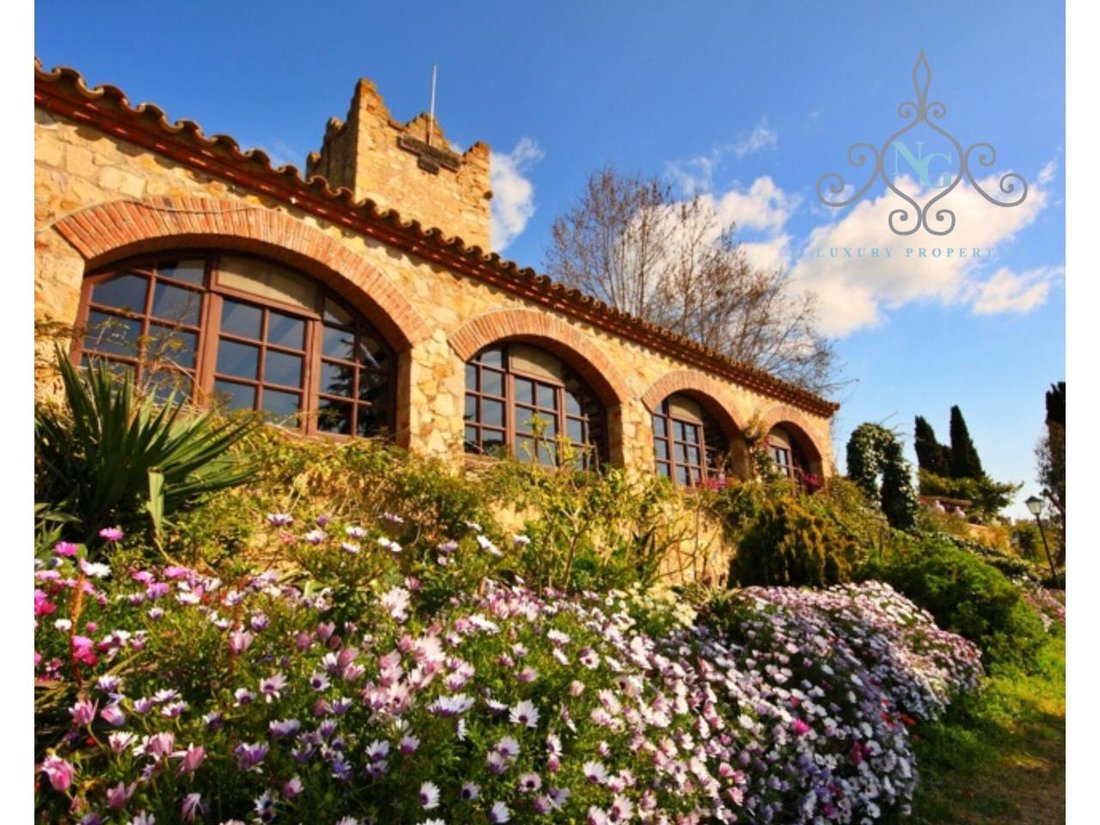 Chalet in Platja d'Aro, Catalonia, Spain 1 - 18351153