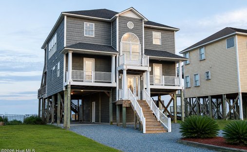 House in North Topsail Beach, North Carolina, United States 1