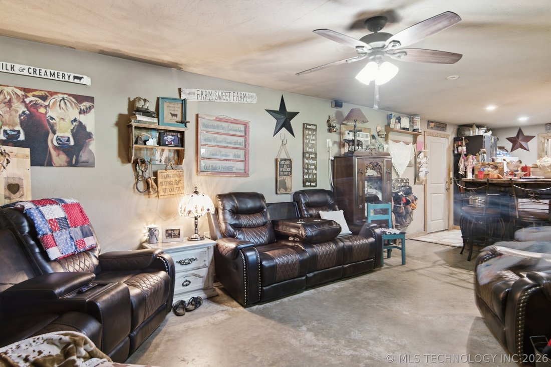House in Pryor, Oklahoma, United States 4 - 18301053
