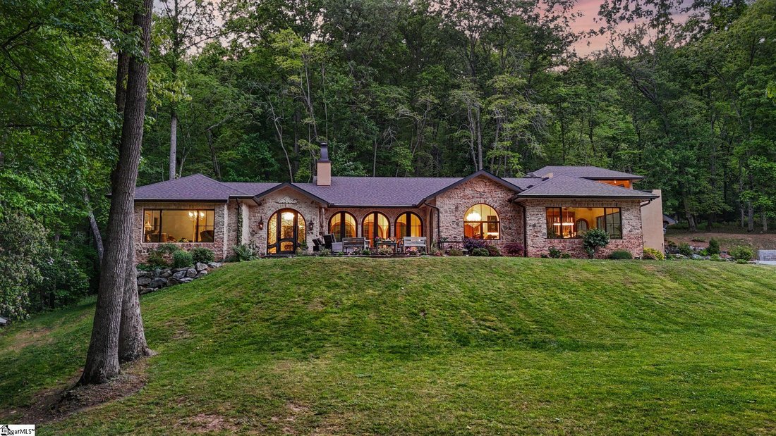 House in Horse Shoe, North Carolina, United States 1 - 18354358