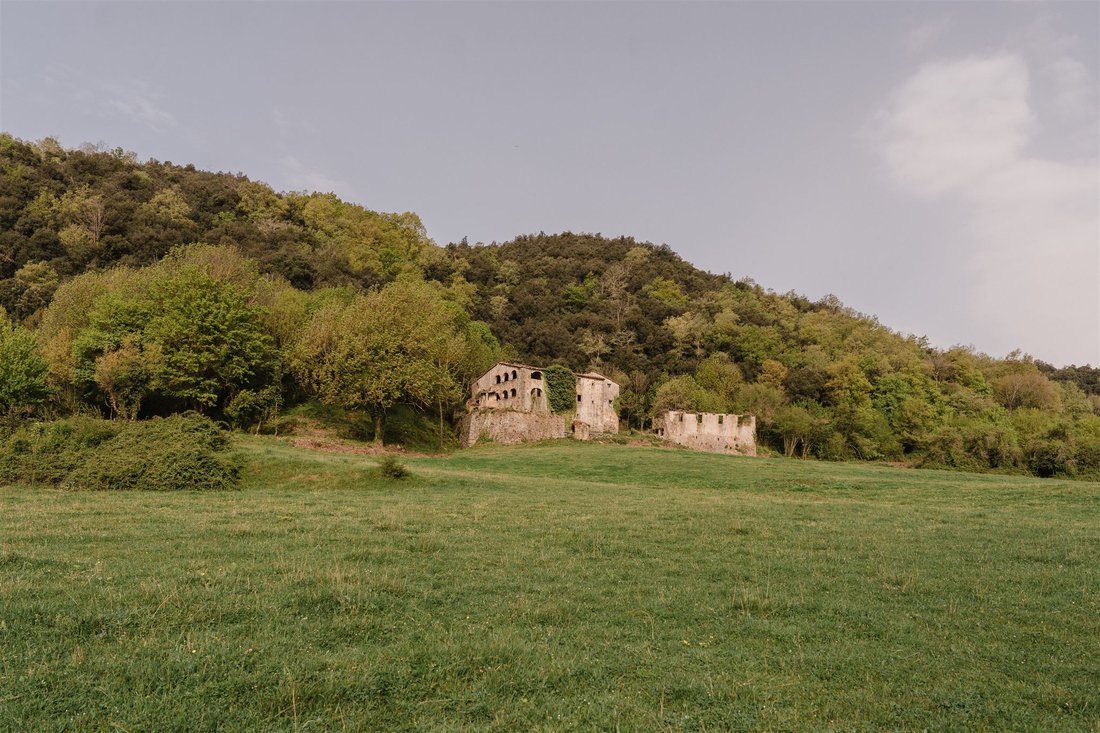 House in la Vall d'en Bas, Catalonia, Spain 2 - 18351967