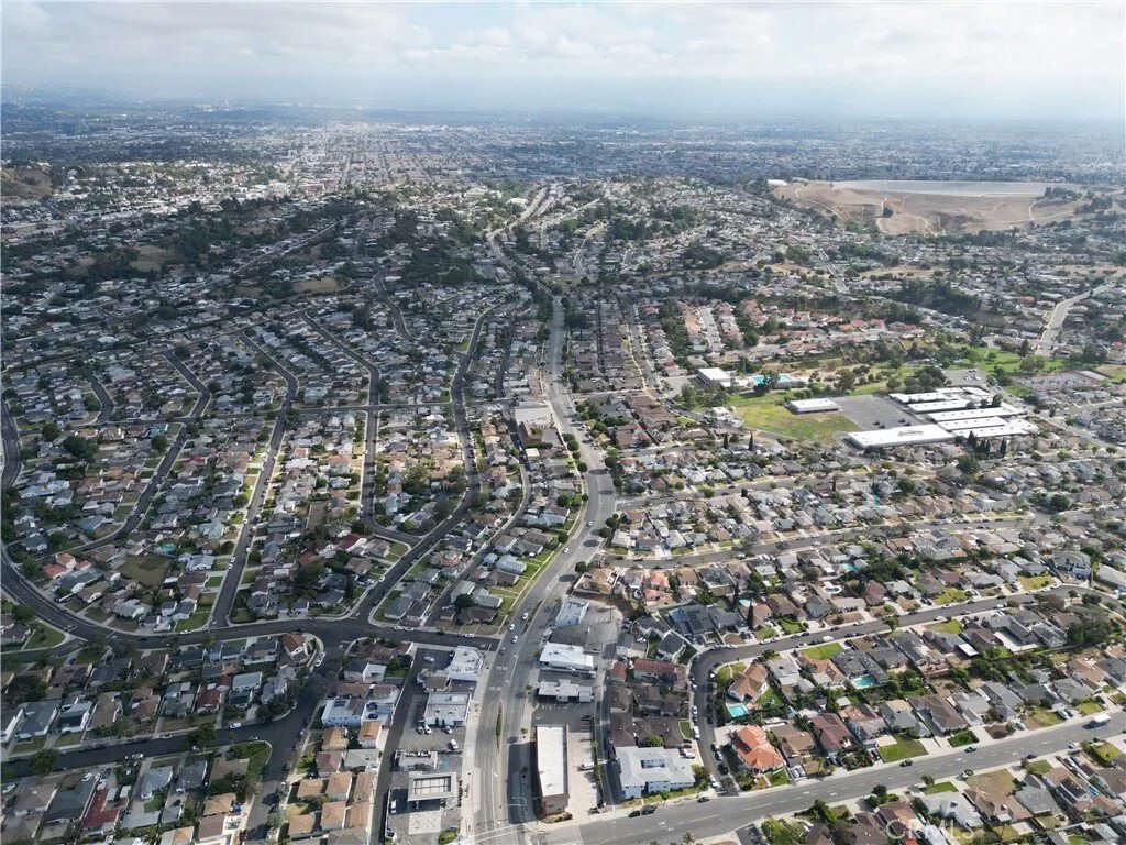 Monterey Park, California, United States 5 - 18354837