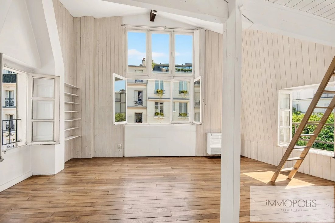 Apartment in Montmartre, Paris 18e Arrondissement, Paris 3 - 18353459