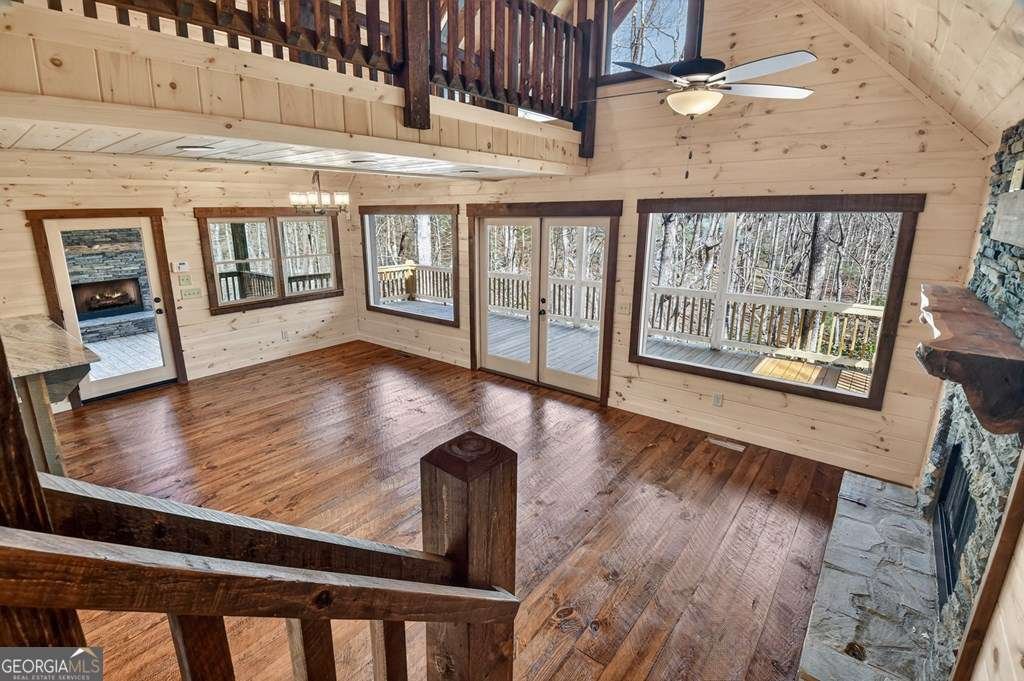 Blue Ridge, Georgia, United States 3 - 18353306