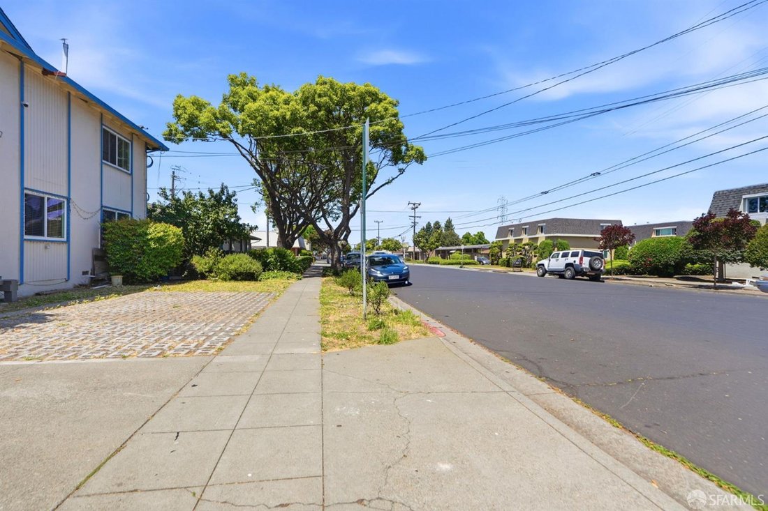 House in Hayward, California, United States 3 - 18350767