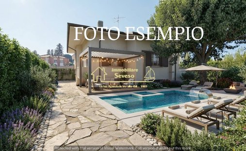 House in Pietrasanta, Tuscany, Italy 1