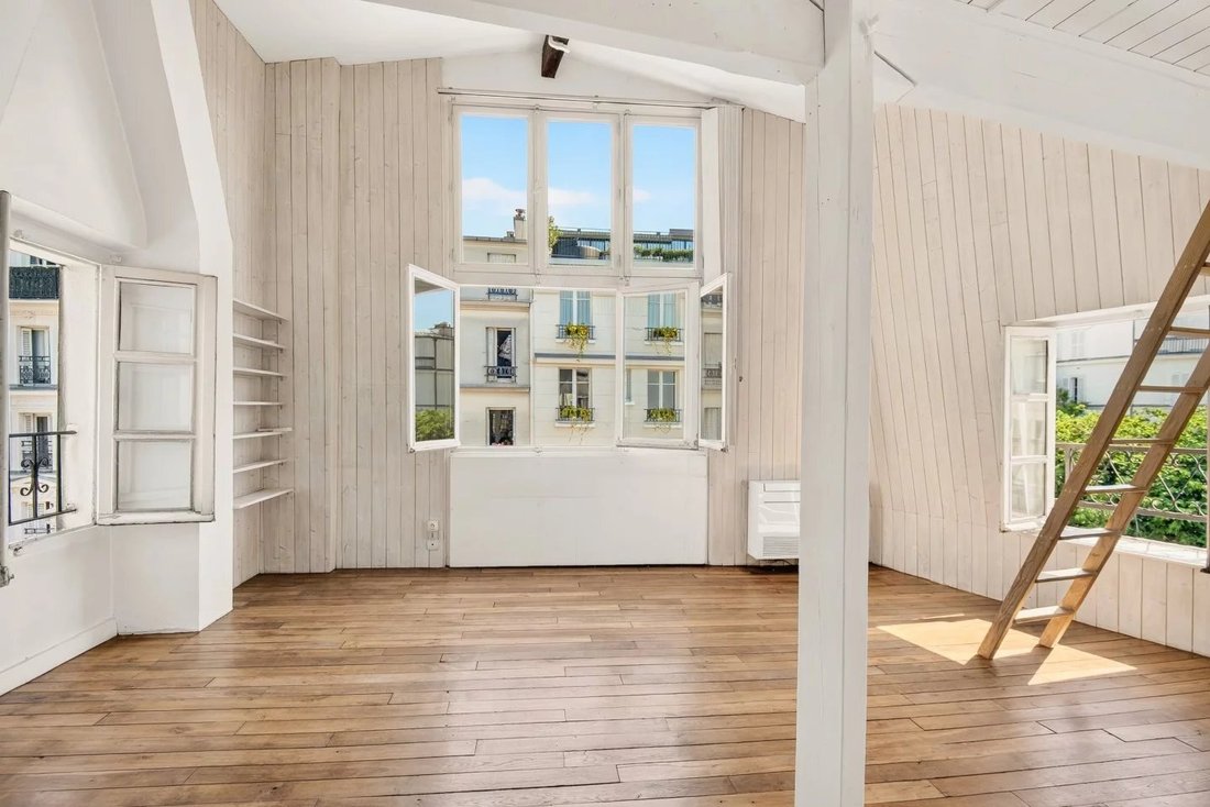 Apartment in Montmartre, Paris 18e Arrondissement, Paris 3 - 18353417