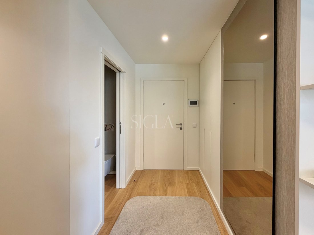 Apartment in Santa Marinha e Sao Pedro da Afurada, Porto District, Portugal 3 - 16600857