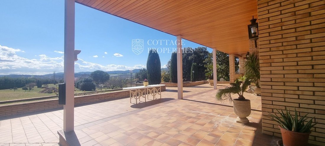 House in Banyoles (District), Banyoles, Spain 3 - 18353040