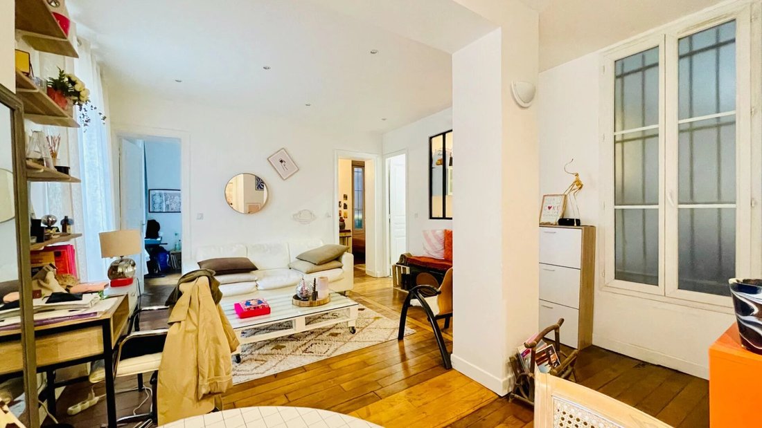 Apartment in Clichy-Trinité, Paris 9e Arrondissement, Paris 4 - 18353410