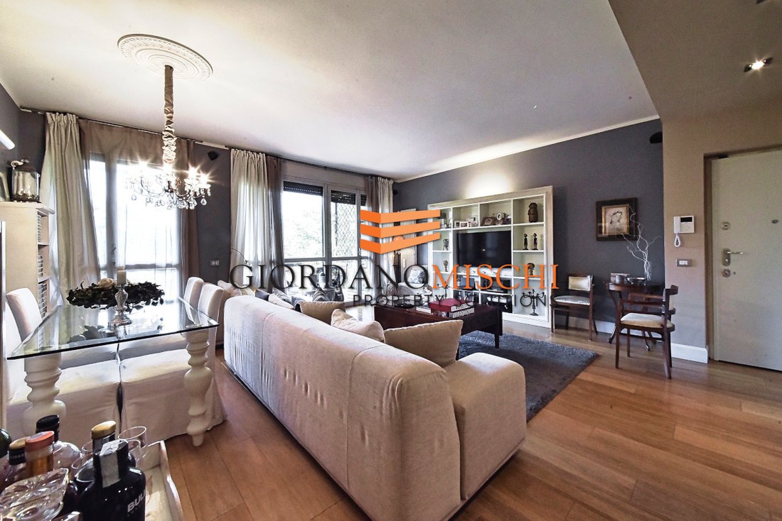 Apartment in Vedano al Lambro, Lombardy, Italy 4 - 18353597