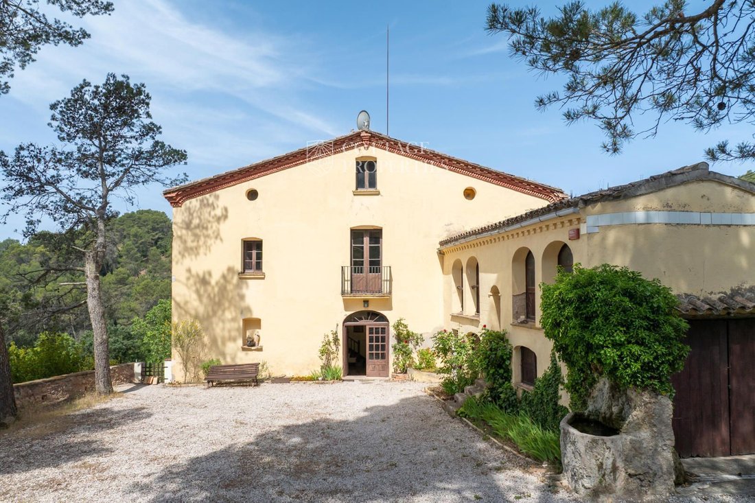 Finca in la Torre de Claramunt, Catalonia, Spain 1 - 18352821