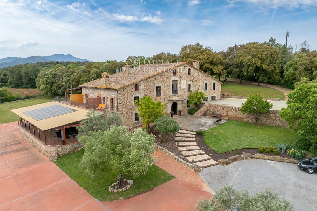 Finca in Girona, Catalonia, Spain 2 - 18352843