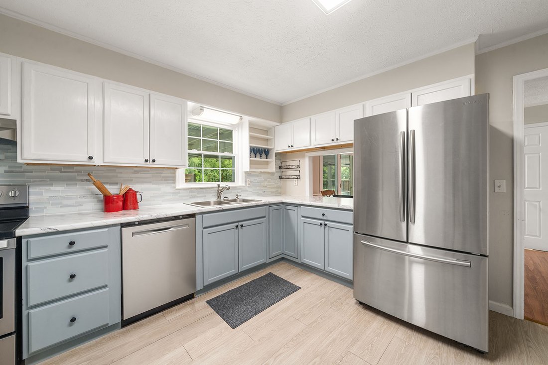 House in Weaverville, North Carolina, United States 5 - 18352962