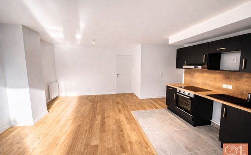 Apartment in Centre, Rennes, France 1