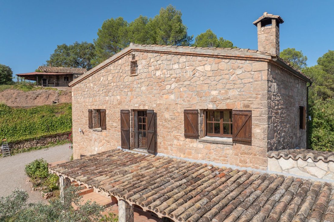 Finca in Sant Salvador de Guardiola, Catalonia, Spain 5 - 18352404