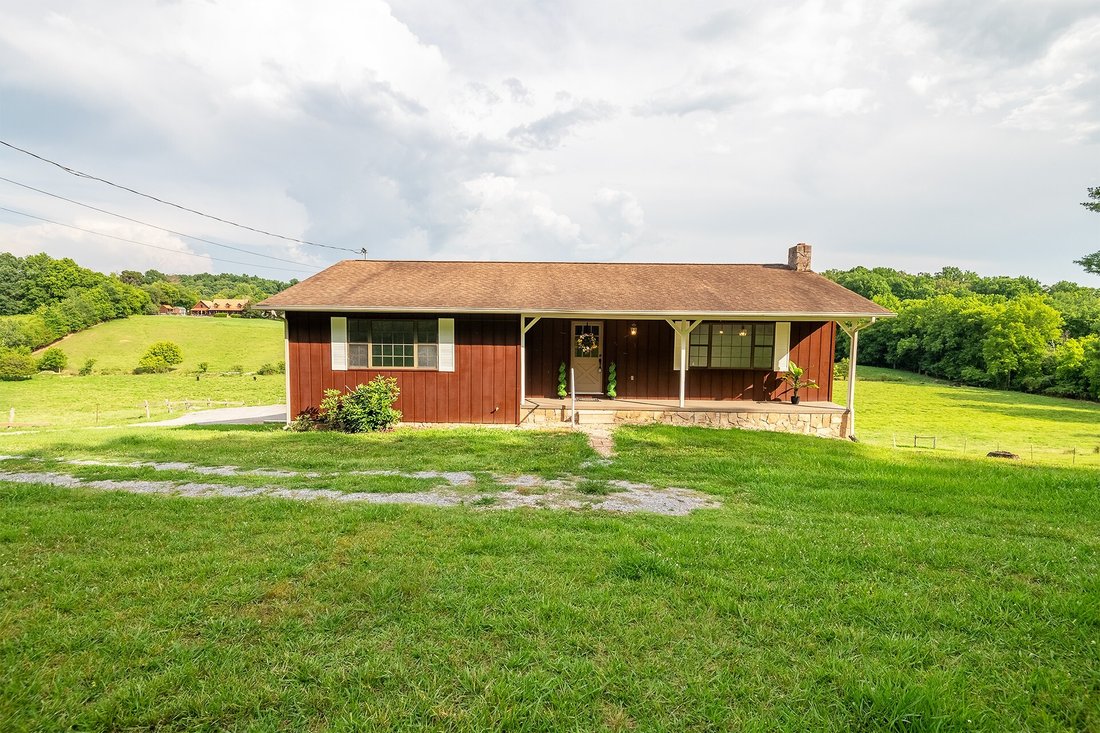 House in Greeneville, Tennessee, United States 2 - 18354144