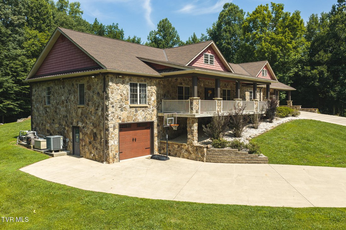Casa a Bristol, Tennessee, Stati Uniti 2 - 18354020