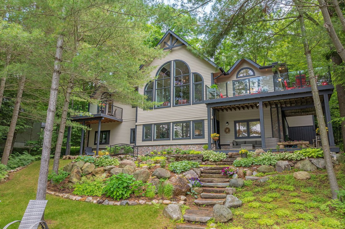 House in Muskoka Lakes, Ontario, Canada 2 - 18352070