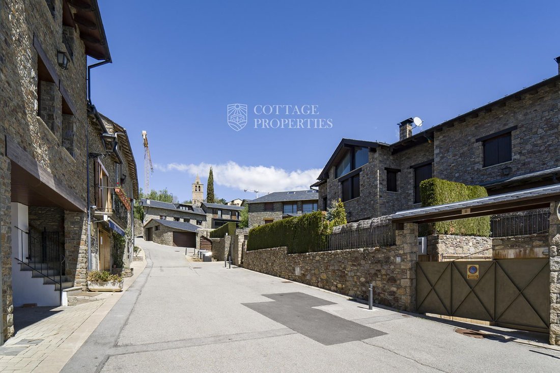Finca in Bolvir, Catalonia, Spain 2 - 18352399