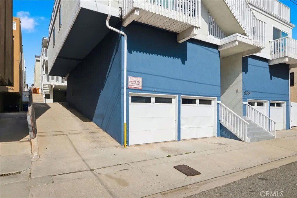 Hermosa Beach, California, United States 3 - 18354840
