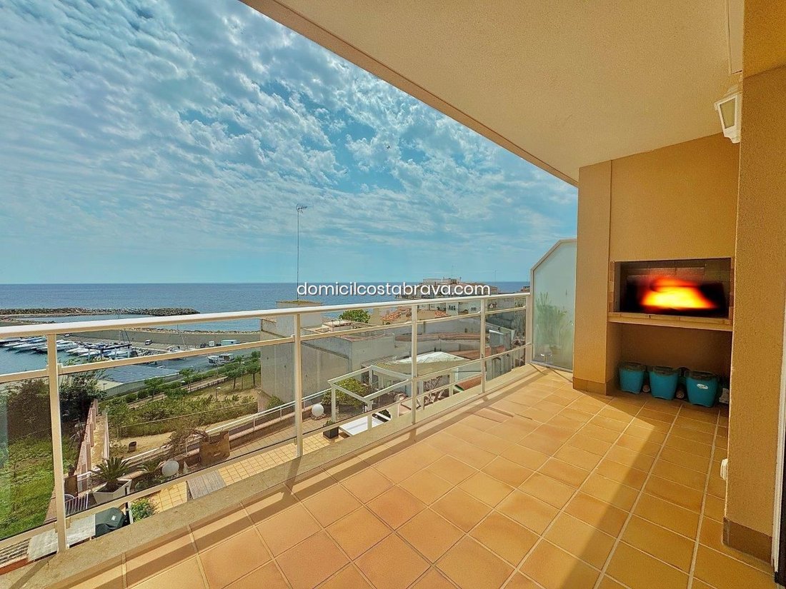 Penthouse in Palamos, Catalonia, Spain 1 - 18351472