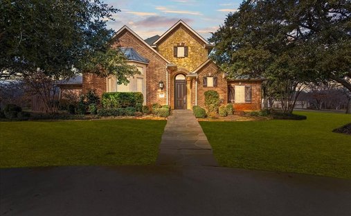 House in Little Elm, Texas, United States 1