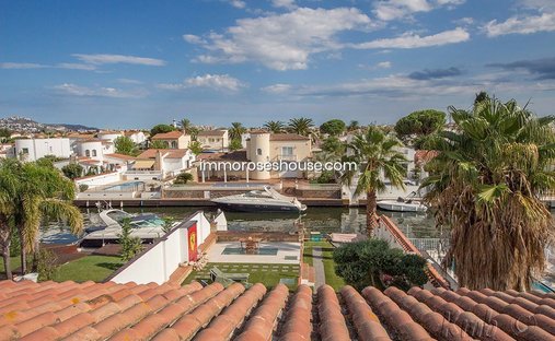 House in Empuriabrava, Catalonia, Spain 1