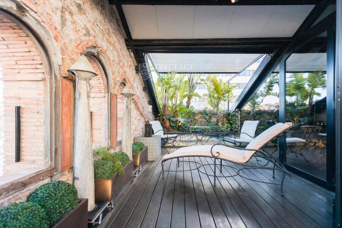 Chalet in Sant Martí, Barcelona, Spain 4 - 18353005