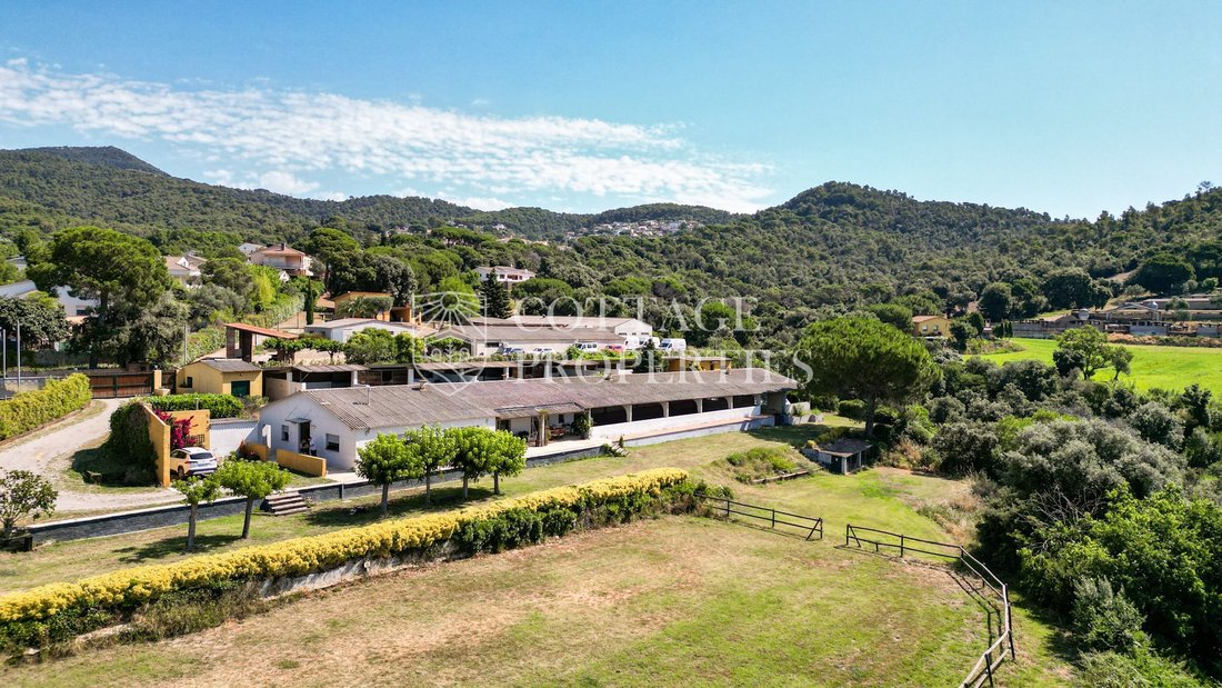 Finca in Bigues i Riells, Catalonia, Spain 2 - 18352275