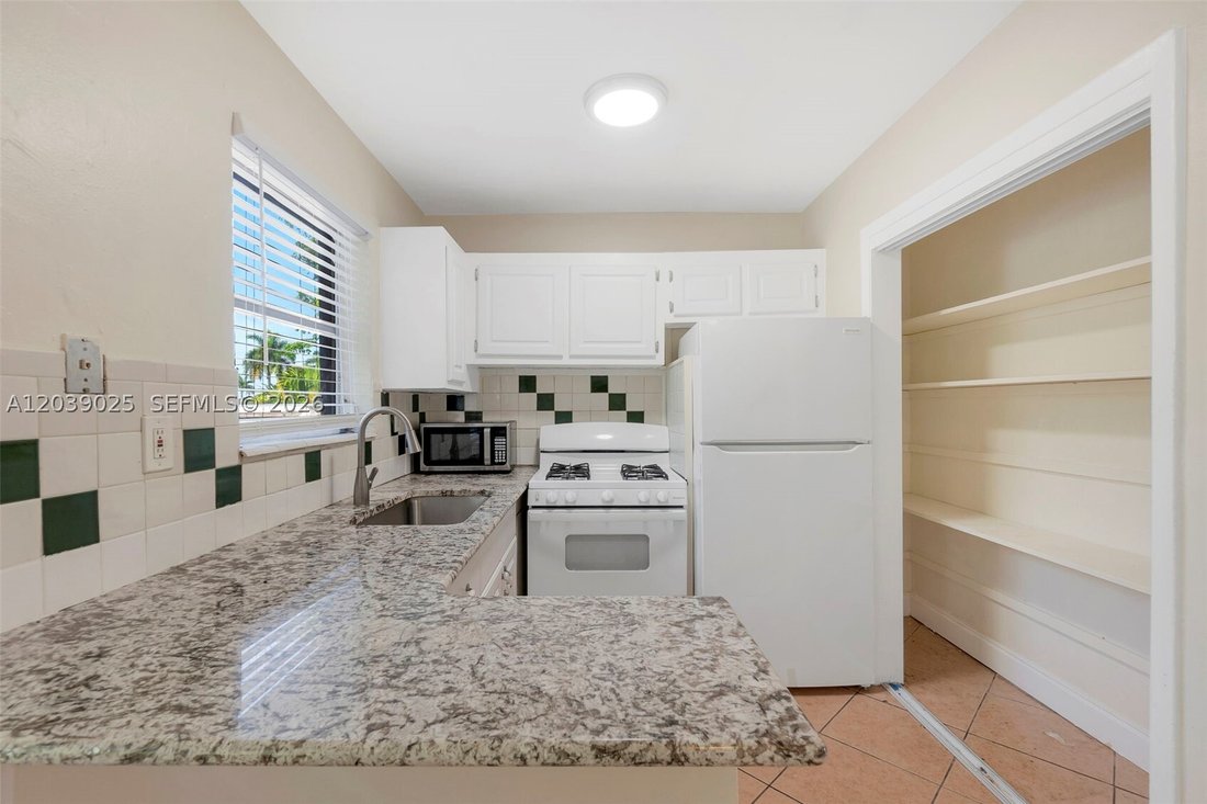 Plantation, Florida, United States 4 - 18354292