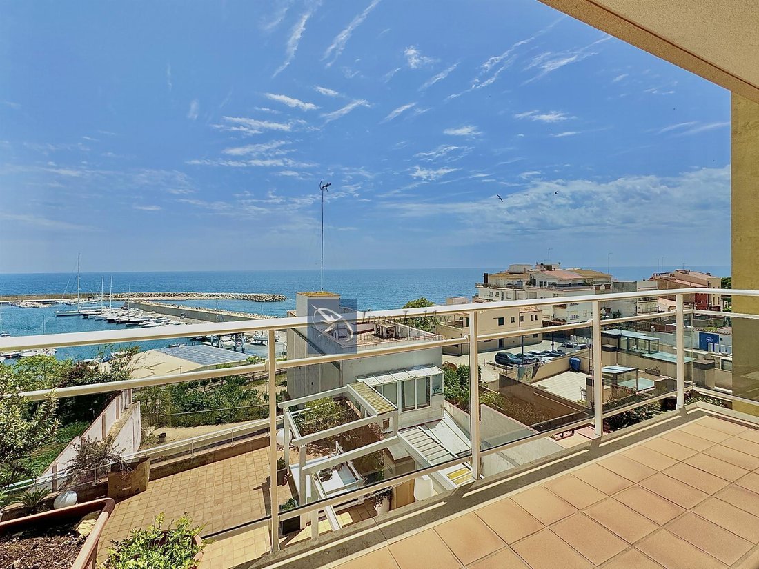 Penthouse in Palamos, Catalonia, Spain 1 - 18351809