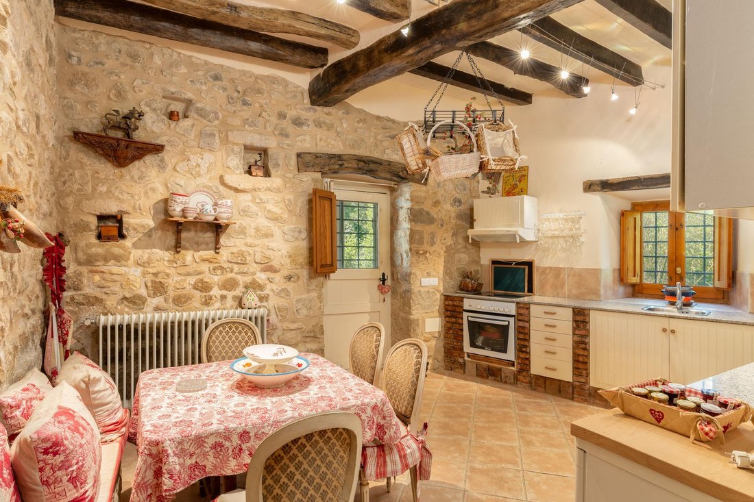 Casa di campagna a Cabanelles, Catalogna, Spagna 3 - 18352782