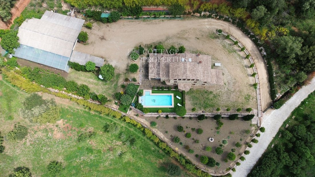 Finca in Sant Julia del Llor i Bonmati, Catalonia, Spain 5 - 18352853