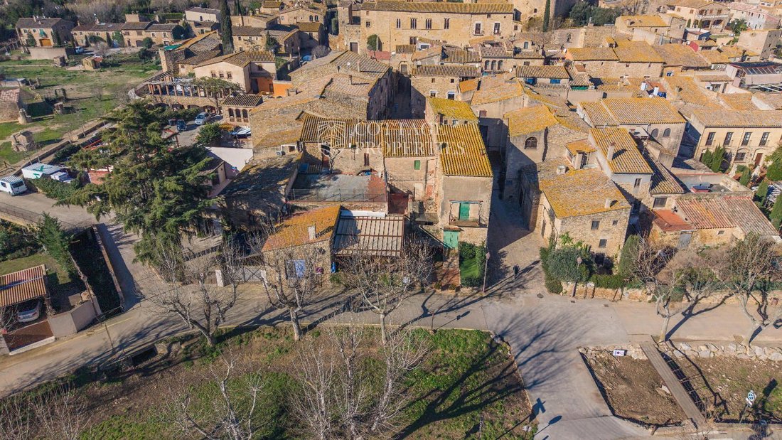 Finca in Peratallada, Forallac, Catalonia 2 - 18352231