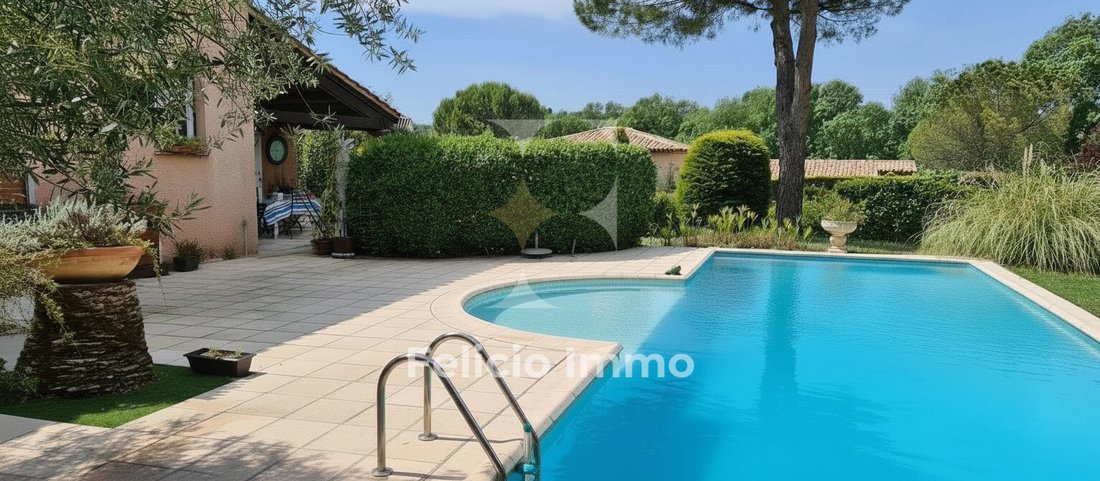 Villa in Le Rouret, Provence-Alpes-Côte d'Azur, Frankreich 2 - 17815619