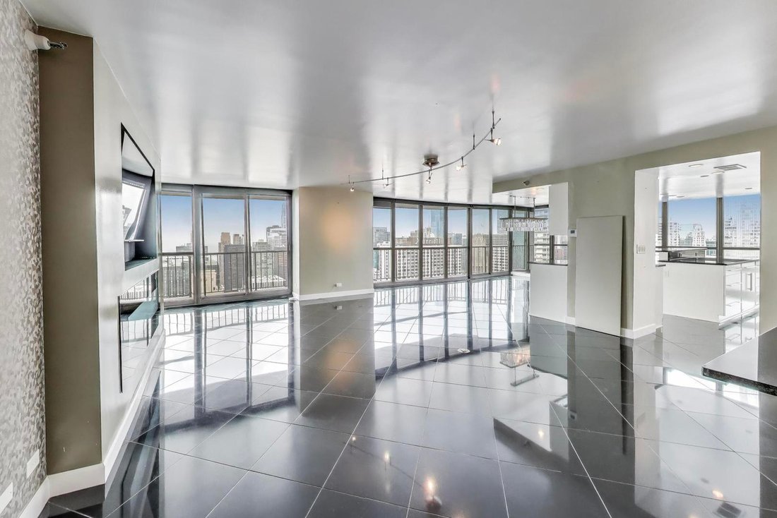 Condo in Chicago, Illinois, United States 2 - 18351020