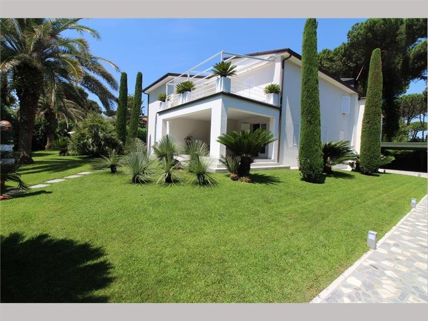 Villa in Center, Forte dei Marmi, Tuscany 3 - 18350970
