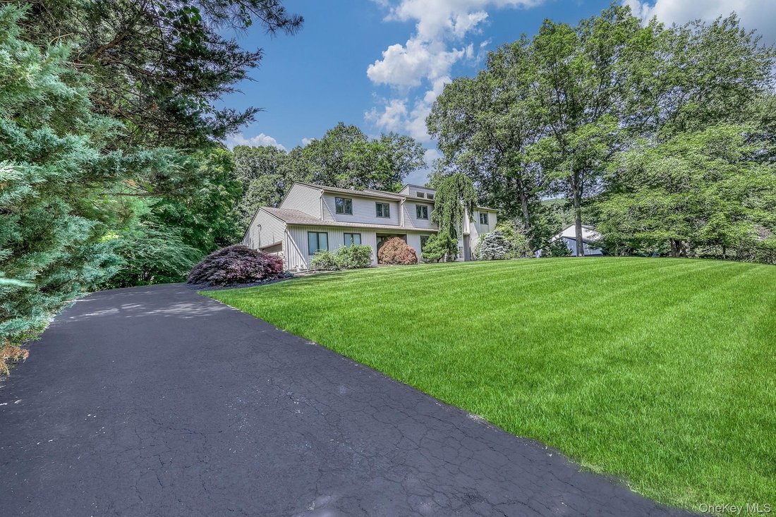 House in Montebello, New York, United States 3 - 18354904