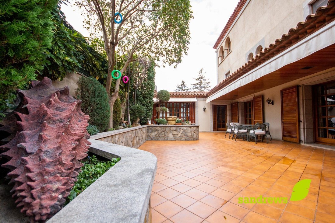 Townhouse in Figueres, Catalonia, Spain 3 - 18351307