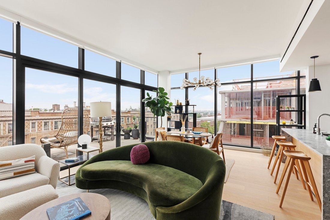Condo in New York, New York, United States 3 - 18352529