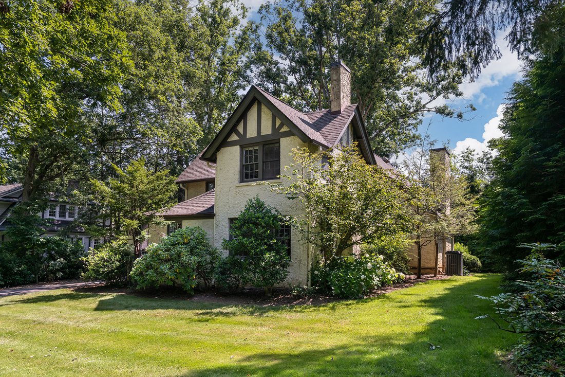 House in Asheville, North Carolina, United States 4 - 18350785