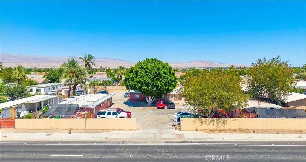 Coachella, California, United States 1 - 18354818