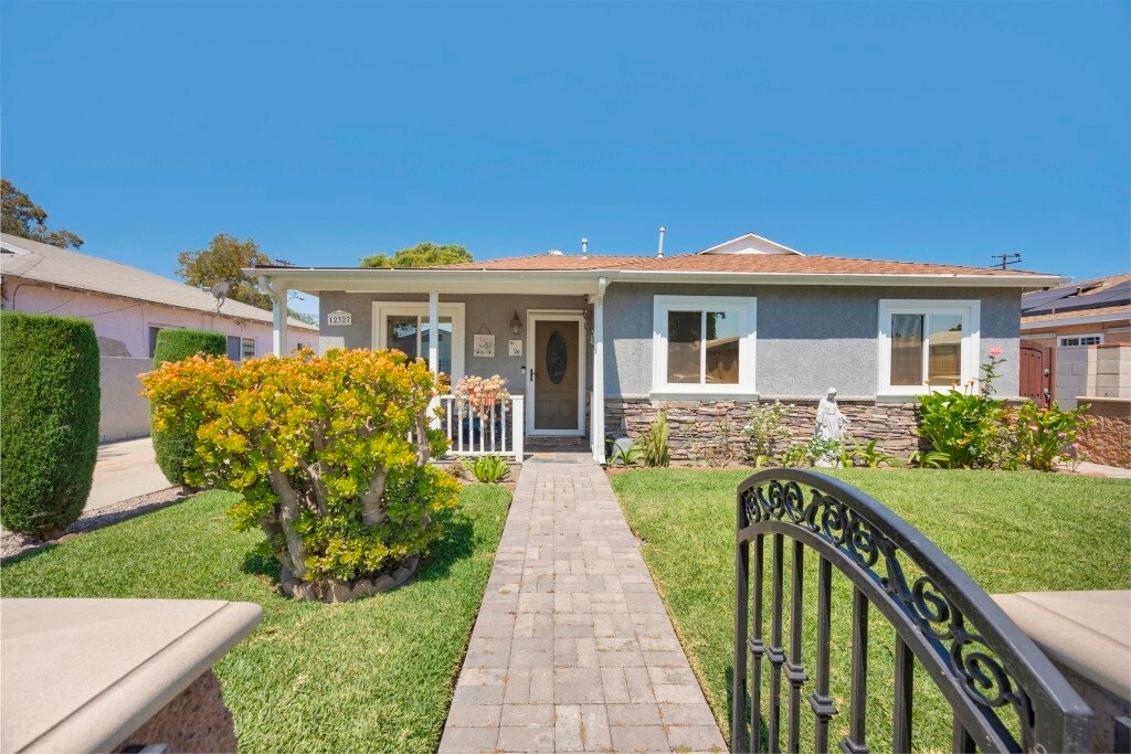 House in Downey, California, United States 1 - 18353107