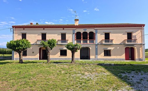 Finca in Vilademuls, Catalonia, Spain 1
