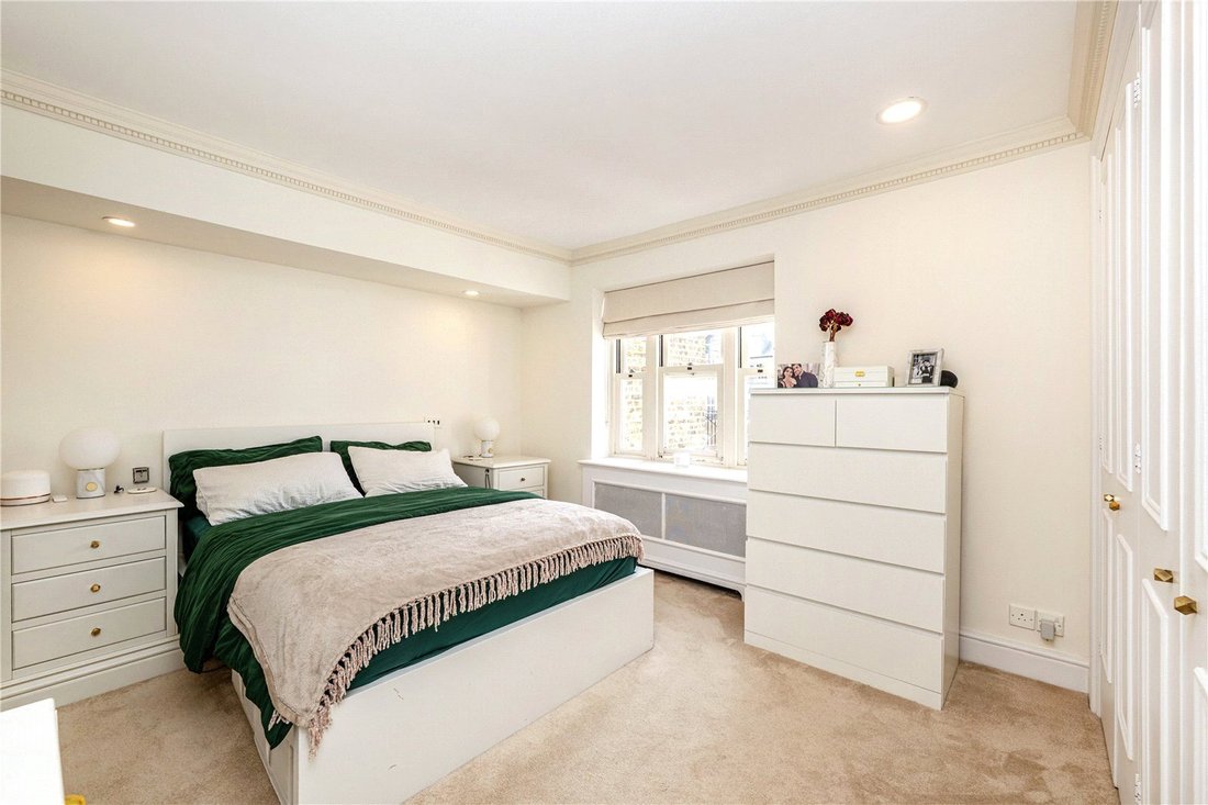 Apartment in South Kensington, Kensington And Chelsea, England 5 - 18352527