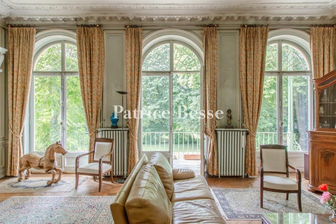 Apartment in Le Centre, Meudon, France 2 - 18354172