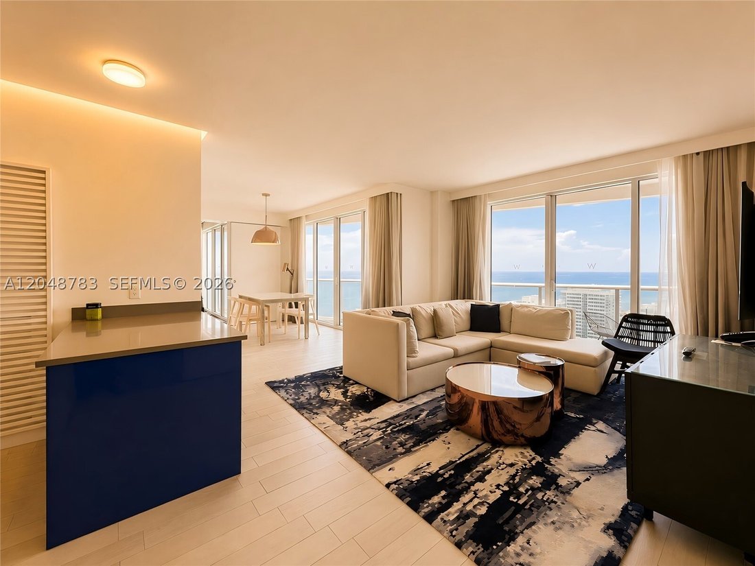 Fort Lauderdale, Florida, United States 3 - 18354291