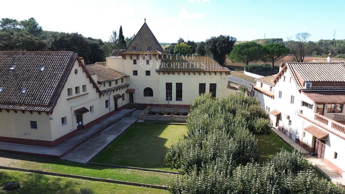 Finca in Garrigas, Catalonia, Spain 1 - 18351849